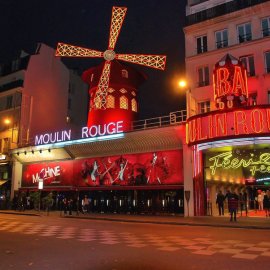 Moulin Rouge Paříž