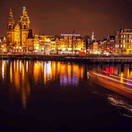 Listopadový svátek v Amsterdamu
